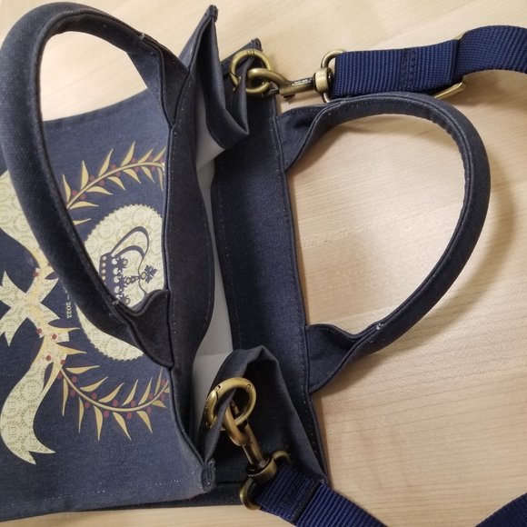 Harrods Queen Elizabeth II 2022 Platinum Jubilee Anniversary Navy Tote Bag, NWT - Picture 12 of 12